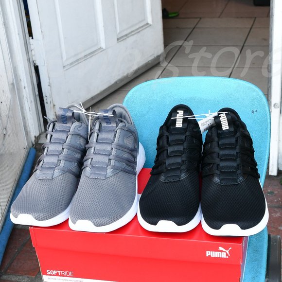 Size 12 black gray Puma Men's Star Vital Sneaker. Price is for2 pairs‎